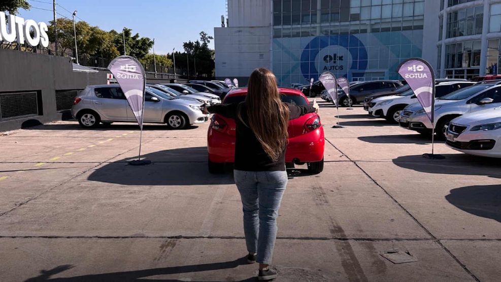 OLX Autos se va del pa s qu pasar con los veh culos en stock