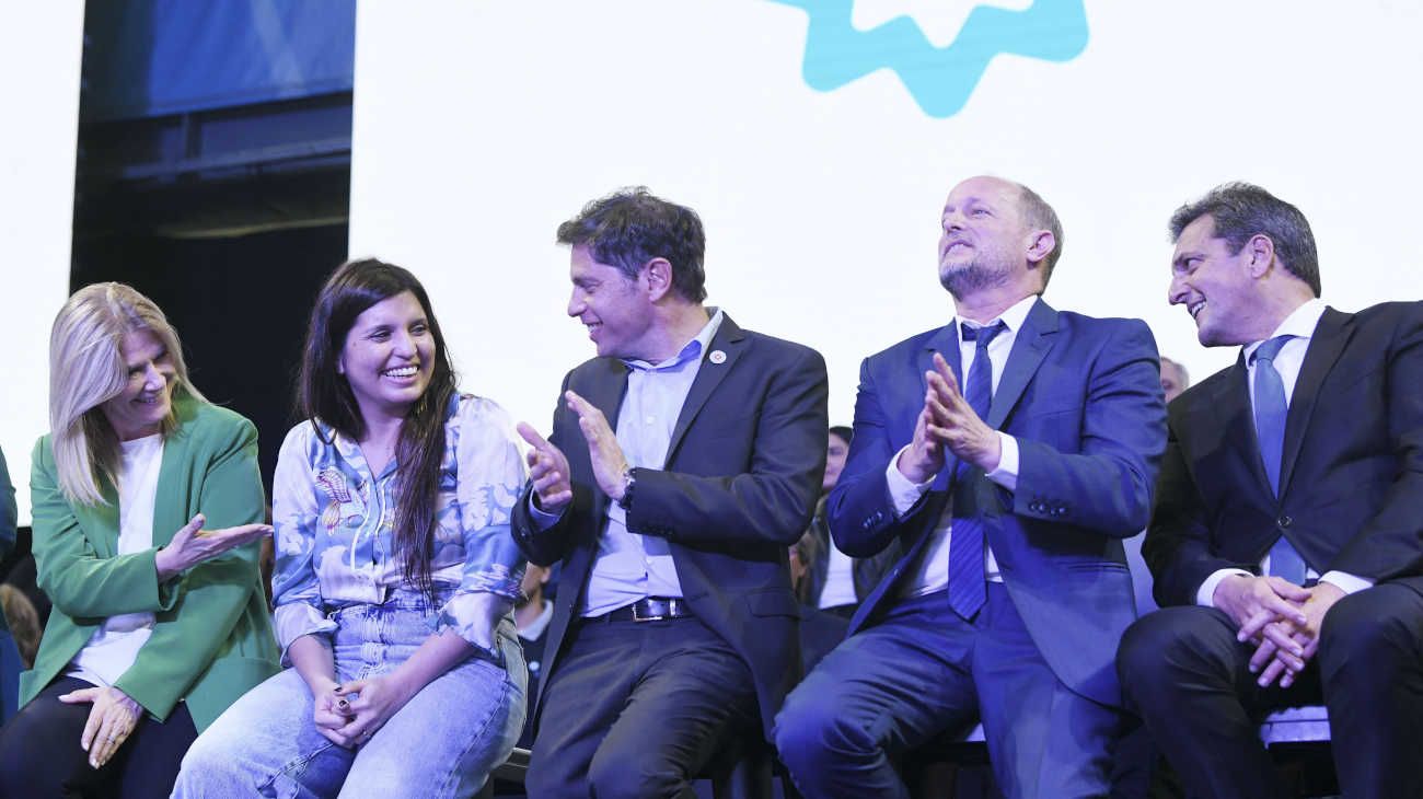 Massa, Kicillof, De Pedro y Máximo Kirchner acompañaron la presentación de la lista Unión por Lomas.