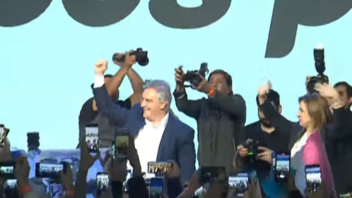 Llaryora se proclamó gobernador y dijo que la tendencia es irreversible