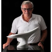 Escultor Eduardo Tortorelli