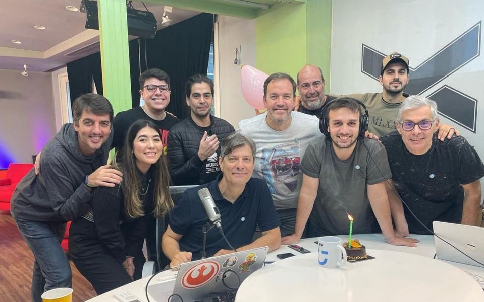 Mario Pergolini y el equipo de su programa en Vorterix.