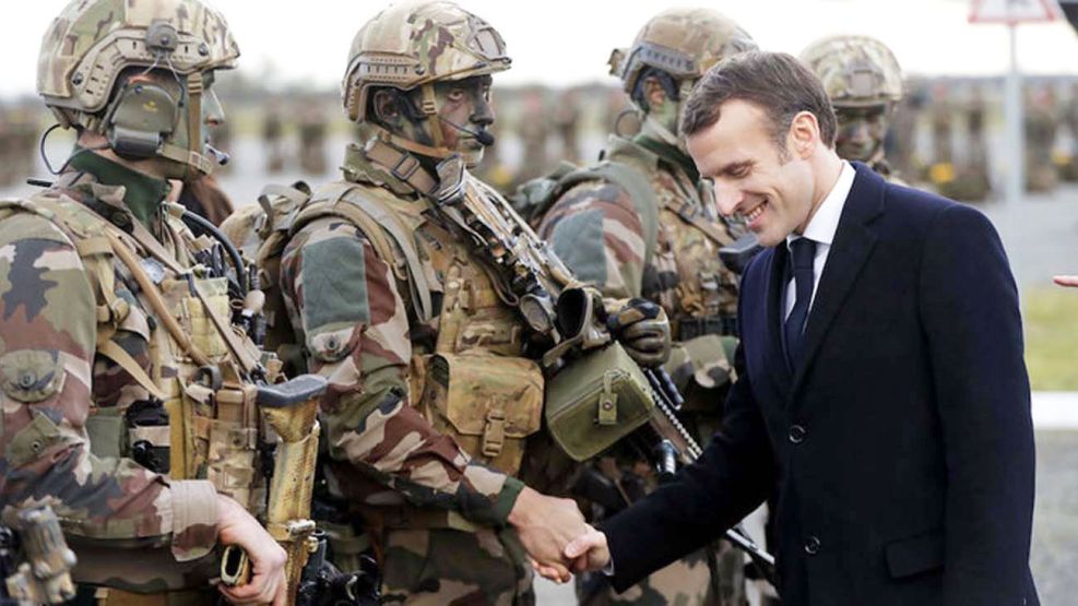 2023_07_02_macron_francia_soldados_afp_g