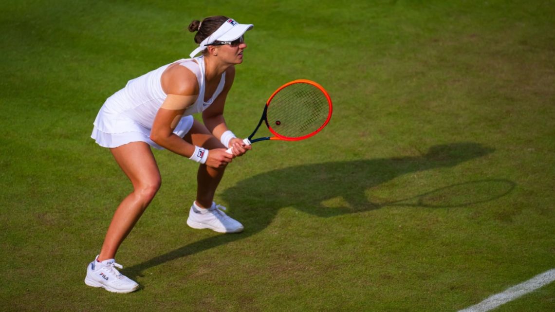Wimbledon started with a win and two losses for the Argentine rackets