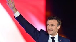 El presidente francés, Emmanuel Macron, recibió a más de 200 alcaldes de localidades golpeadas por los disturbios.  