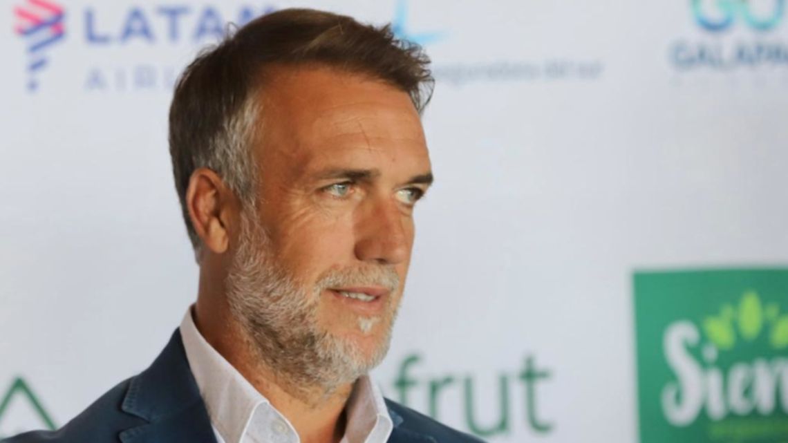 Batistuta se defendió de la denuncia por explotación laboral: «¿Esto es incumplir?»