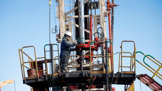 Hydrocarbon extraction at Añelo, Neuquén Province - Vaca Muerta - stock