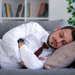 Investigadores recomiendan siestas cortas de 10 a 30 minutos de duración. | Foto:CEDOC