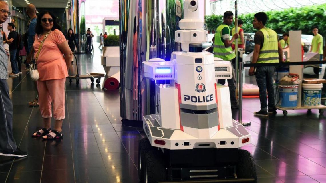 El peligro de la IA: los robots dicen «no se rebelarán» porque «los humanos han sido amables»