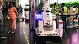 El peligro de la IA: robots dijeron que "no se rebelarán contra los humanos porque han sido amables"