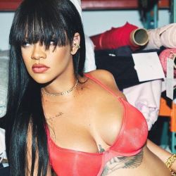 Rihanna sorprende a sus seguidores con su nuevo cambio de look