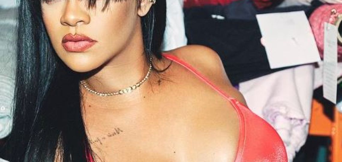 Rihanna se muestra en instagram modelando la nueva colección de lencería Savage X Fenty y con nuevo look