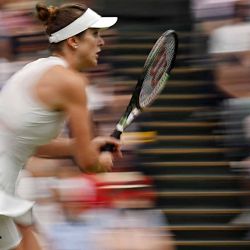 Elina Svitolina de Ucrania durante su partido de tenis de semifinales de individuales femeninos en el Campeonato de Wimbledon 2023. Foto Glyn KIRK / AFP | Foto:AFP