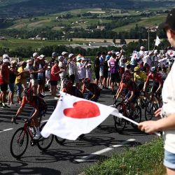 El grupo de ciclistas recorre ciclos durante la carrera ciclista Tour de France. Foto de Anne- Christine POUJOULAT / AFP | Foto:AFP