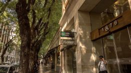 Argentine Parallel Exchange Rate Slumps As Crisis Deepens