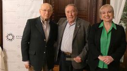 La Fundación LED reconoció a José Ignacio López y Félix Loñ por su labor en la defensa de la libertad de expresión.