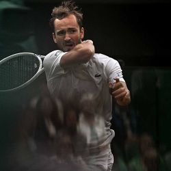 El ruso Daniil Medvedev durante su partido de tenis en el Campeonato de Wimbledon 2023. Foto SEBASTIEN BOZON / AFP | Foto:AFP