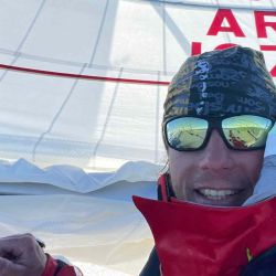 En rosarino Federico Norman, de 37 años, competirá en una prueba offshore que cruza en Atlántico en una navegación solitaria. Foto Télam | Foto:AFP