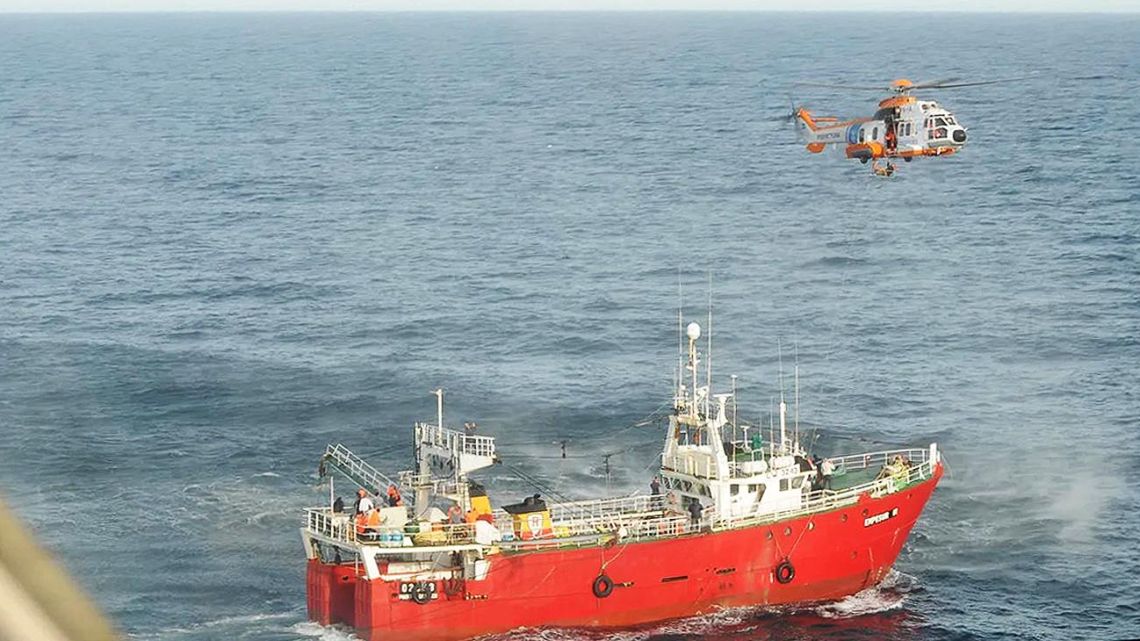 Barco pesquero marinero