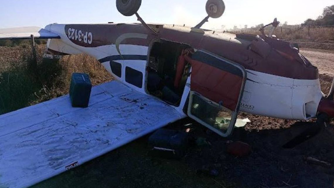 The aircraft crashed in a rural area between Concepción del Bermejo and Avia Terai.