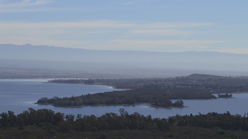 Cerro Pistarini, Embalse