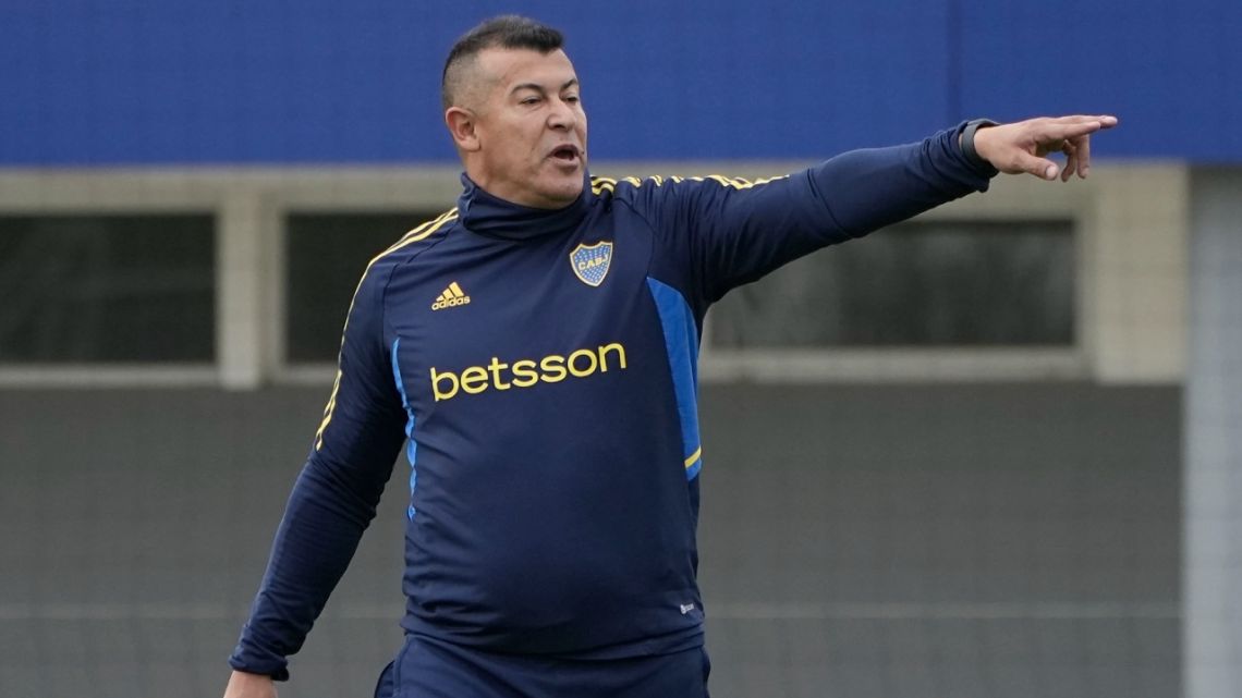 Almirón will propose a new tactical scheme to receive Newell’s at La Bombonera