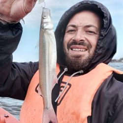 Histórica laguna cercana a CABA que siempre es alternativa de pesca. A pesar de la bajante, los pejerreyes pican. 