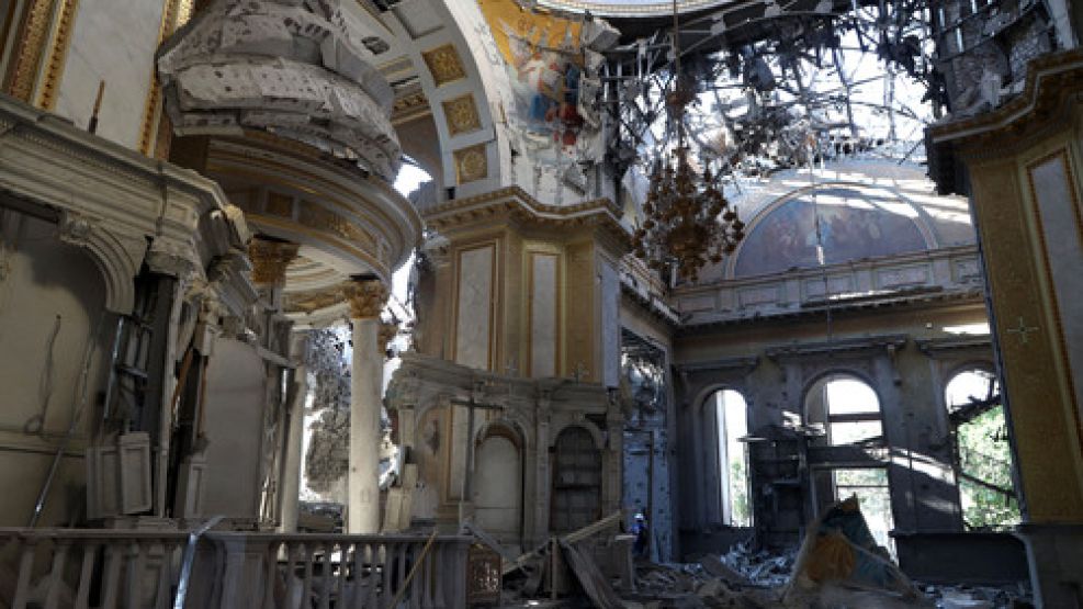 Rusia y Ucrania se acusan del ataque a una catedral destacada por la Unesco. 