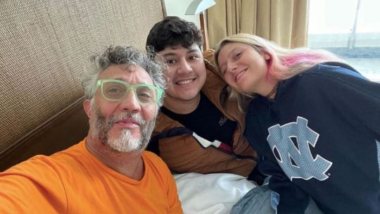 Fito Páez y sus hijos-