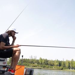 La pesca es como el fútbol, dice Edinson Cavani. Hay que esperar el momento adecuado, como un atacante. 