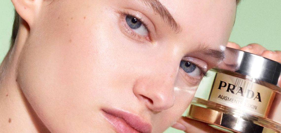 Prada lanza su primera linea de maquillaje y skincare, "Prada Beauty"