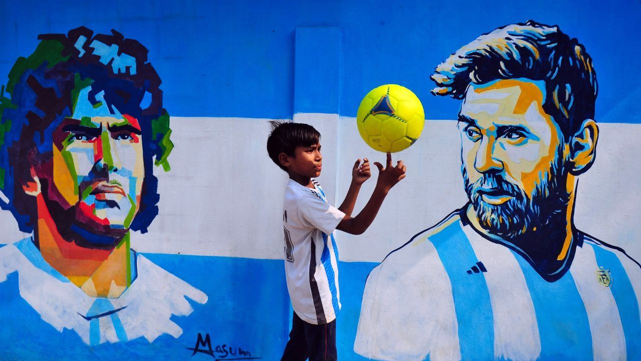 Maradona y Messi | Foto:CEDOC