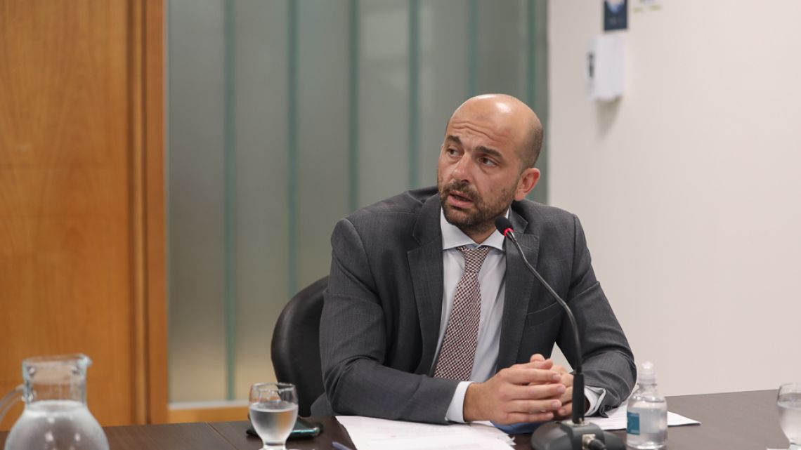 El Gobierno cerró una empresa de trenes y despidió a 1.388 trabajadores