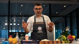 Varios cocineros como Madame Paipin, Juan Braceli y Daniela Negrete de La Rioja, avivarán los fuegos en la edición de agosto de Cocina Abierta.