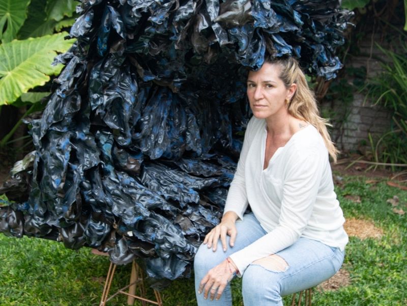 Cecilia Nigro y su obra 'Inundar un océano'.