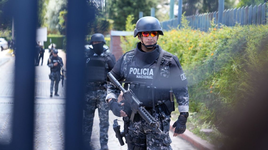 Police outside the funeral home where the late presidential candidate Fernando Villavicencio's remains were taken in Quito, on August 10.