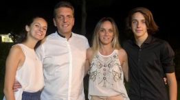 Sergio Massa junto a su familia