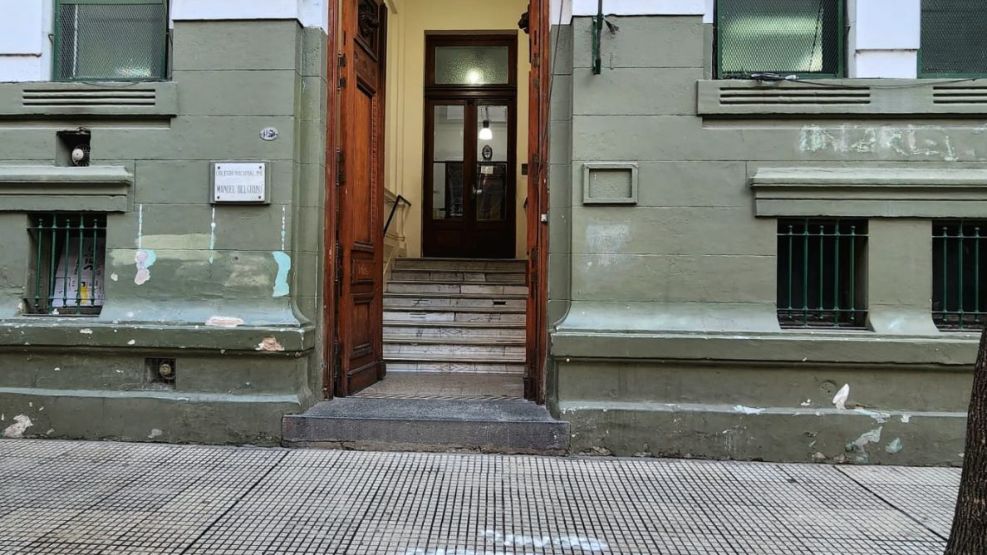 vandalizaron las placas del pellegrini