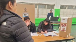 Elecciones en Caba, gente votando-20230813