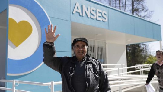 ANSES confirmó el pago del aguinaldo en junio 2025: quiénes lo cobran y cuánto será