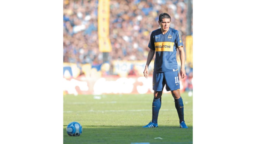 2023_08_19_boca_riquelme_cedoc_g