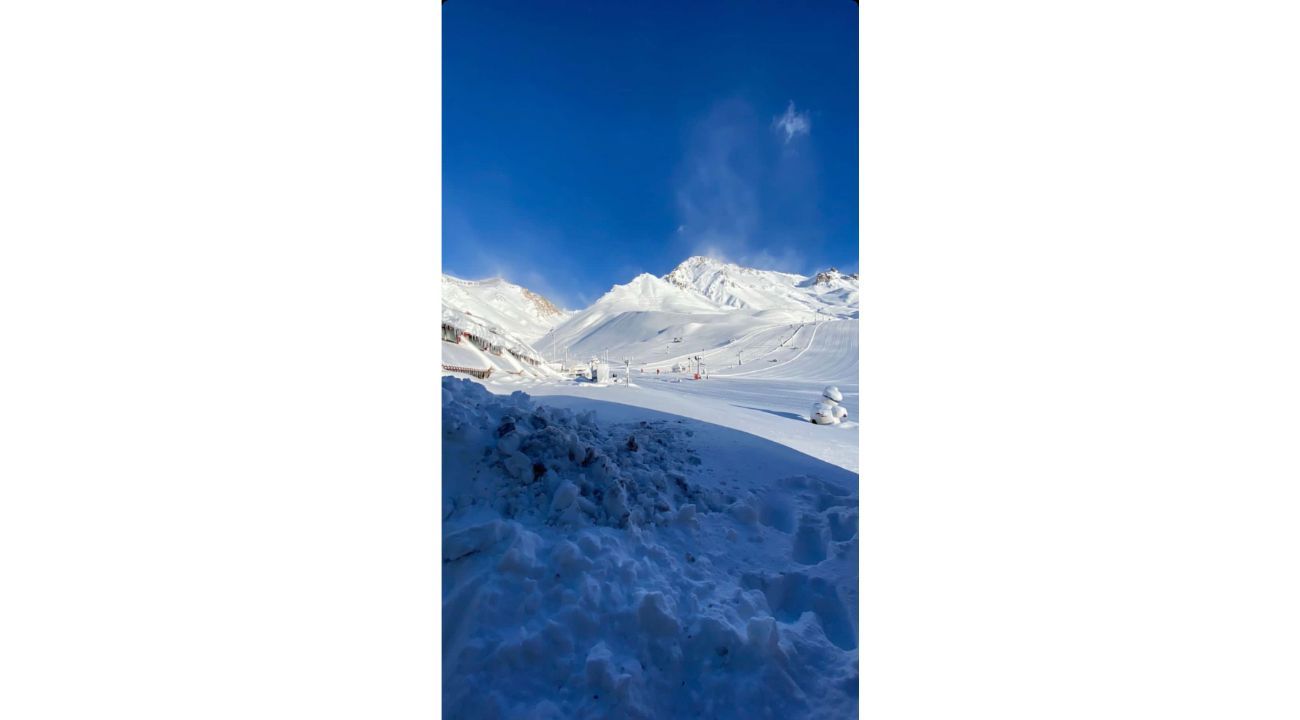 Bonita Mendoza disfruta de la nieve luego del temporal más grande de los últimos años