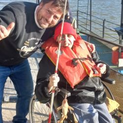 Para diciembre quieren celebrar el día de la discapacidad llevando adelante el primer torneo de pesca para personas con capacidades diferentes. 