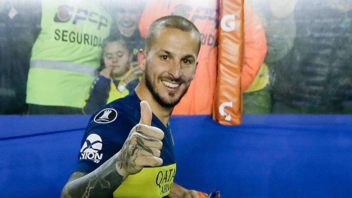 Un Hincha De Boca Tuvo Un Insólito Pedido Para Darío Benedetto Para Que