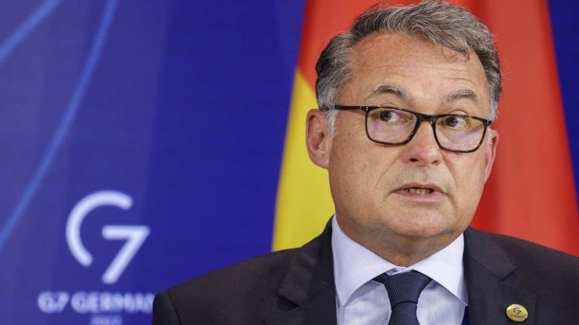 Der Präsident der Deutschen Bundesbank forderte die EZB zu mehr Offenheit hinsichtlich der Devisenreserven auf Der Präsident der Deutschen Bundesbank forderte die EZB zu mehr Offenheit hinsichtlich der Devisenreserven auf