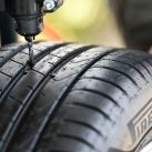 El neumático que se repara solo y se vende en la Argentina