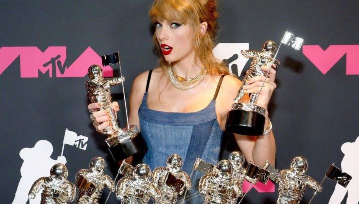 Taylor Swift arrasó en los MTV Video Music Awards 2023, en premios y presencia: los videos virales