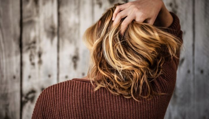 Chau frizz: 7 maneras simples para salir de casa bien peinada