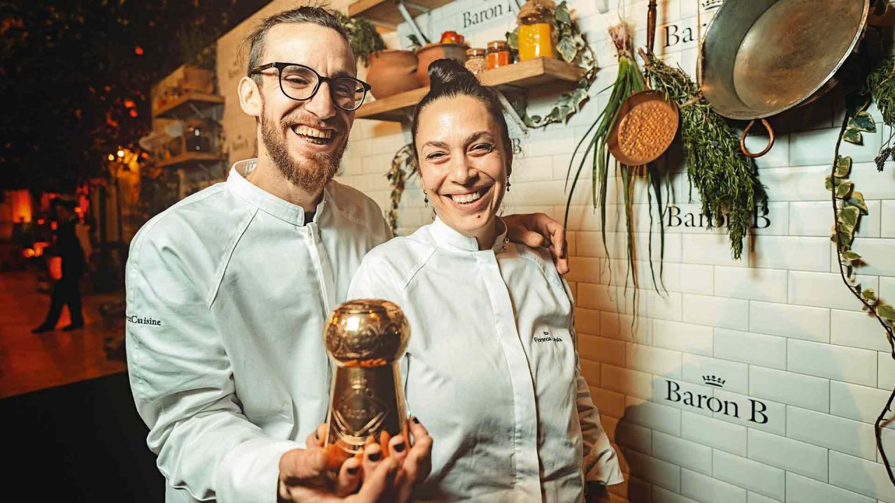 Emanuel Yañez García y Florencia Lafalla, ganadores del Prix Baron B-Édition Cuisine. | Foto:Gentileza Baron B