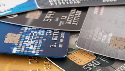 El fraude cibernético en el que falsifican y copian tarjetas es uno de los delitos más comunes. ¿Cómo evitarlo?