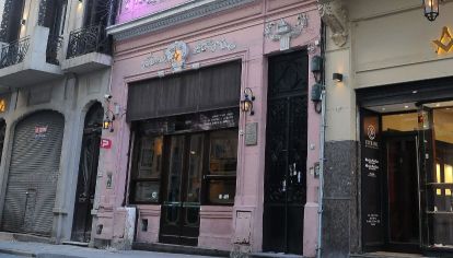 Un espacio de arte, un restaurante, una joyería y hasta un hostel; todos vinculados a la temática masónica y abiertos a todo el público, se encuentran ubicados en una misma cuadra de la ciudad porteña. 